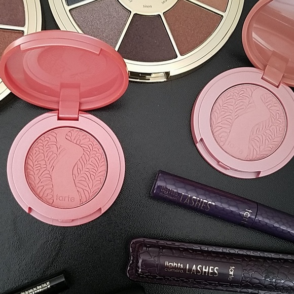 Brand new Tarte makeup bundle - Picture 5 of 5